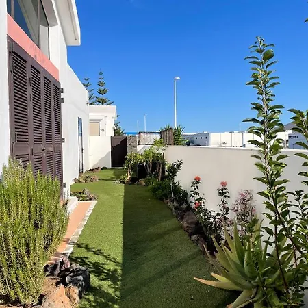 Casa Sol Y Mar Azul Un'oasi A Due Passi Dal Mare Playa Blanca (Lanzarote)
